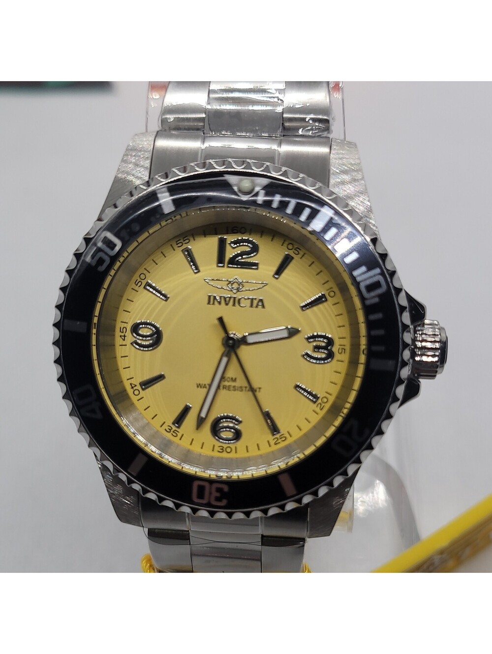 226 invicta specialty Rowan 40mm men's watch yellow dial